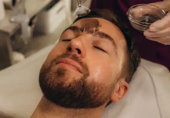 higiene facial masculina